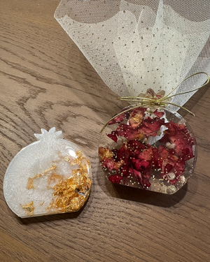 Μπομπονιέρα από Υγρό Γυαλί σε Σχήμα Ρόδι