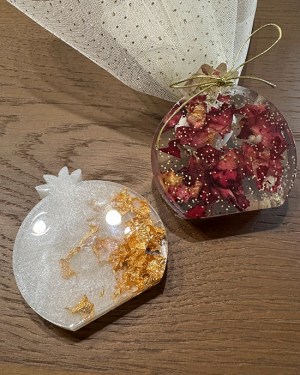 Μπομπονιέρα από Υγρό Γυαλί σε Σχήμα Ρόδι