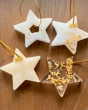 Χειροποίητα Χριστουγεννιάτικα Στολίδια από Υγρό Γυαλί
